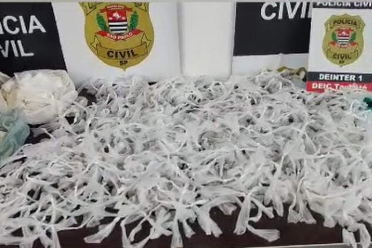 Drogas apreendidas na 'casa bomba' da facção criminosa em Pinda